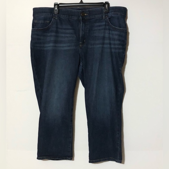 Lee Denim - Lee Women’s Dark Blue Denim Mid Rise Capri Jeans Size 18W Medium